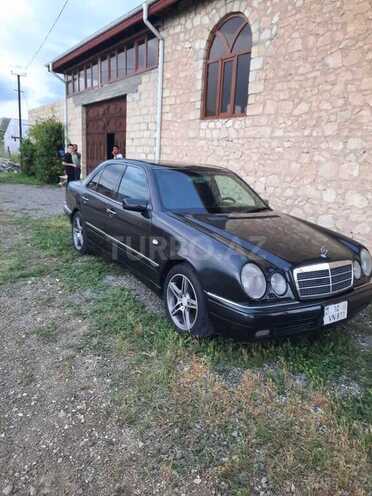 Mercedes E 230 1995, 360,000 km - 2.3 l - Gəncə