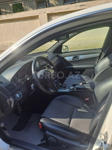 Mercedes C 200 2010, 268,000 km - 1.8 л - Bakı