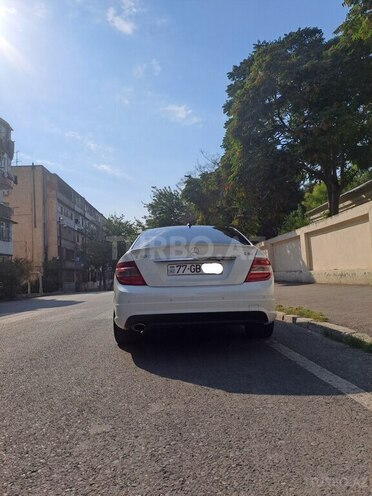 Mercedes C 200 2010, 268,000 km - 1.8 л - Bakı