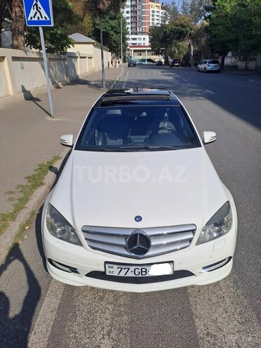 Mercedes C 200 2010, 268,000 km - 1.8 л - Bakı