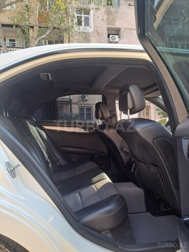 Mercedes C 200 2010, 268,000 km - 1.8 л - Bakı