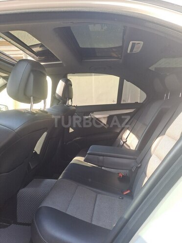 Mercedes C 200 2010, 268,000 km - 1.8 л - Bakı
