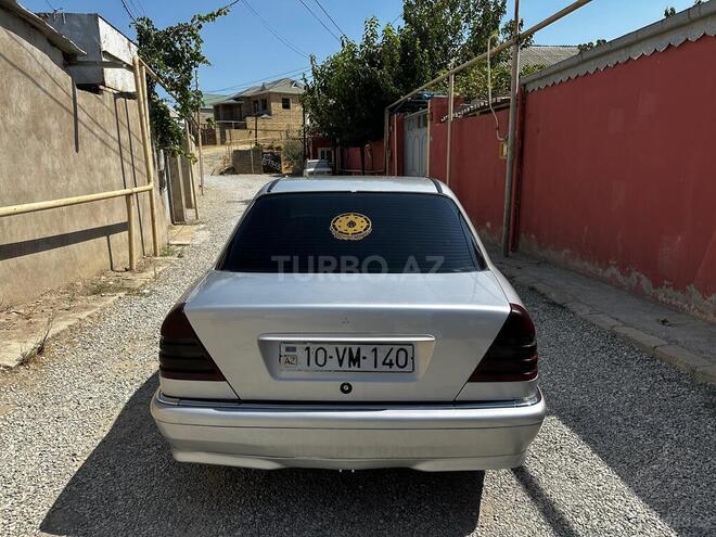 Mercedes C 180 1995, 254,000 km - 1.8 l - Bakı