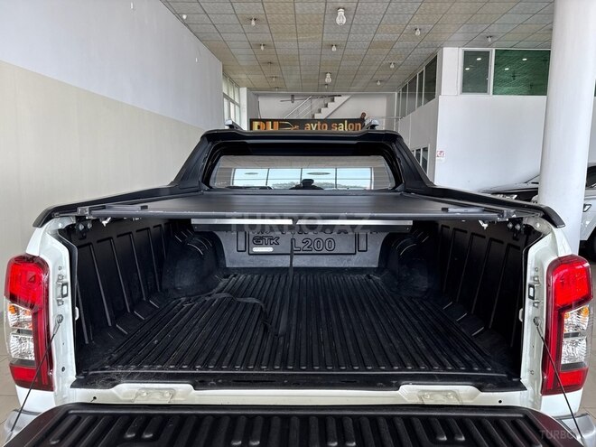 Mitsubishi L200 2023, 48,000 km - 2.4 l - Bakı