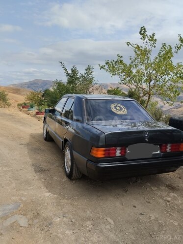 Mercedes 190 1991, 300,251 km - 2.0 л - Yardımlı