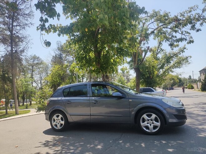 Opel Astra 2008, 270,000 km - 1.4 l - Xaçmaz