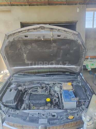 Opel Astra 2008, 270,000 km - 1.4 l - Xaçmaz