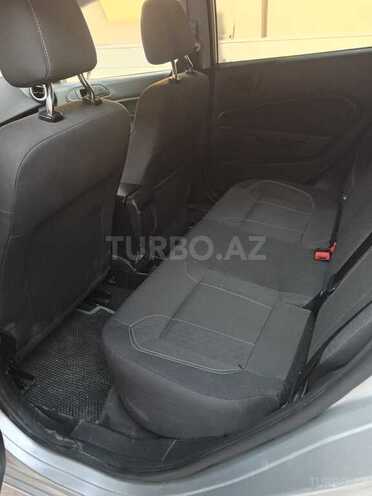 Ford Fiesta 2019, 137,000 km - 1.6 l - Bakı