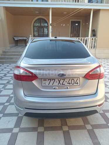 Ford Fiesta 2019, 137,000 km - 1.6 l - Bakı