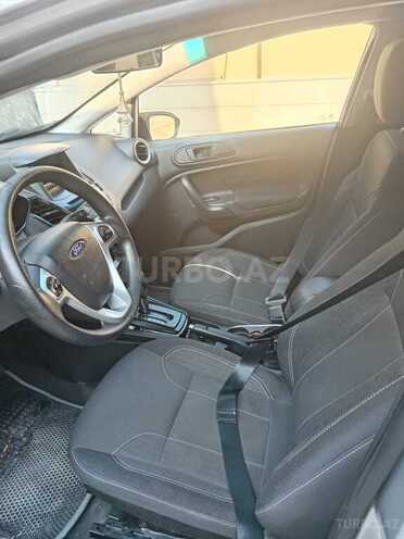 Ford Fiesta 2019, 137,000 km - 1.6 l - Bakı
