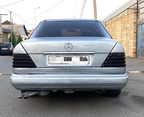 Mercedes C 300 1991, 256,000 km - 3.0 l - Gəncə