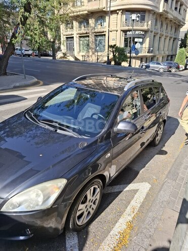 Kia Ceed 2009, 330,000 km - 1.6 l - Bakı