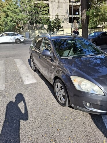 Kia Ceed 2009, 330,000 km - 1.6 l - Bakı