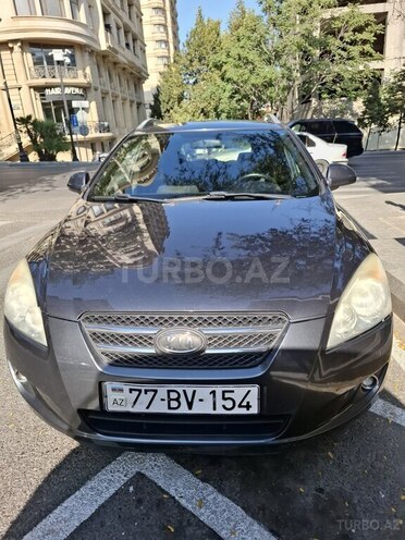 Kia Ceed 2009, 330,000 km - 1.6 l - Bakı
