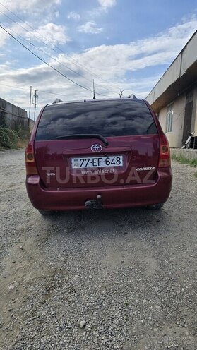 Toyota Corolla 2004, 286,000 km - 1.4 л - Quba