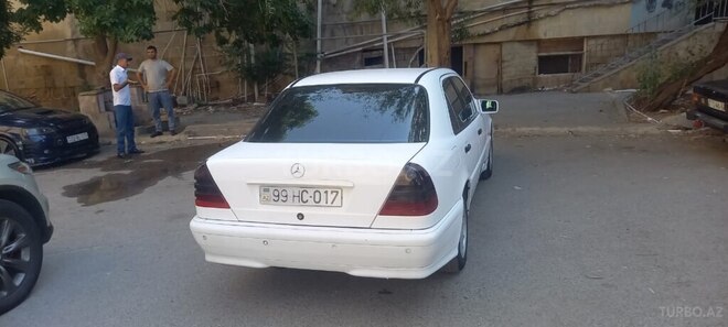 Mercedes C 220 1998, 568,728 km - 2.2 l - Bakı