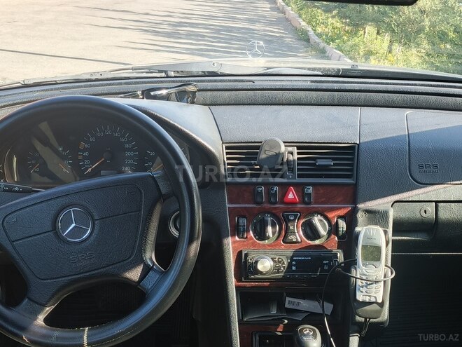 Mercedes C 200 1999, 275,000 km - 2.0 l - Bakı