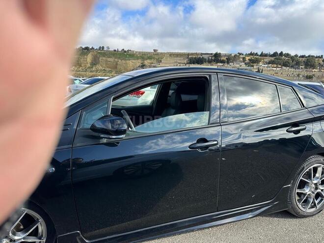 Toyota Prius 2017, 66,500 km - 1.8 l - Bakı