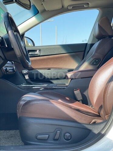 Kia K5 2016, 182,000 km - 1.7 l - Bakı