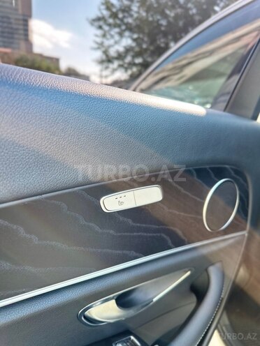 Mercedes E 220 d 2018, 113,000 km - 2.2 l - Bakı