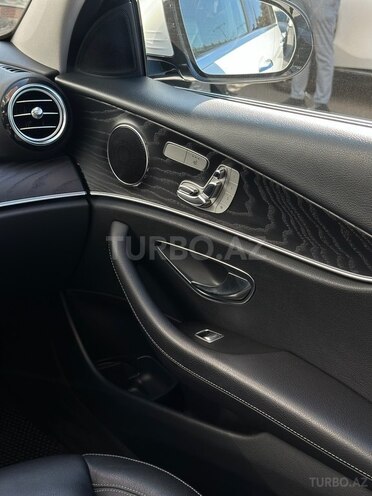 Mercedes E 220 d 2018, 113,000 km - 2.2 l - Bakı