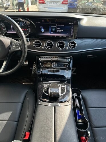 Mercedes E 220 d 2018, 113,000 km - 2.2 l - Bakı