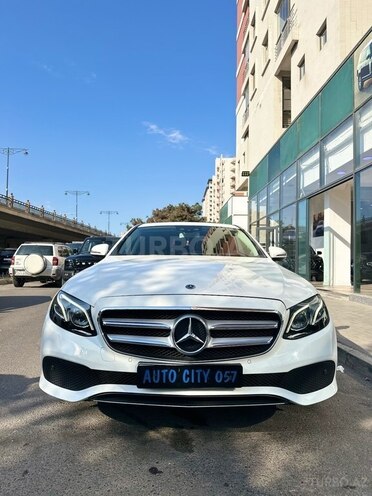 Mercedes E 220 d 2018, 113,000 km - 2.2 l - Bakı