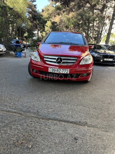 Mercedes B 170 2008, 387,000 km - 1.7 л - Bakı