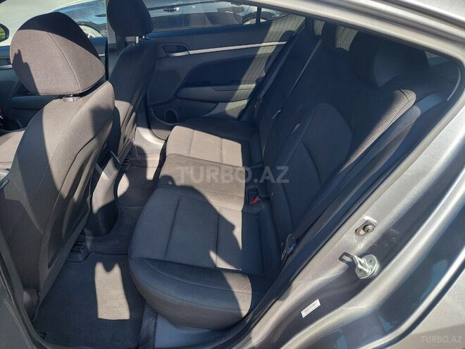 Hyundai Elantra 2019, 102,998 km - 2.0 l - Bakı