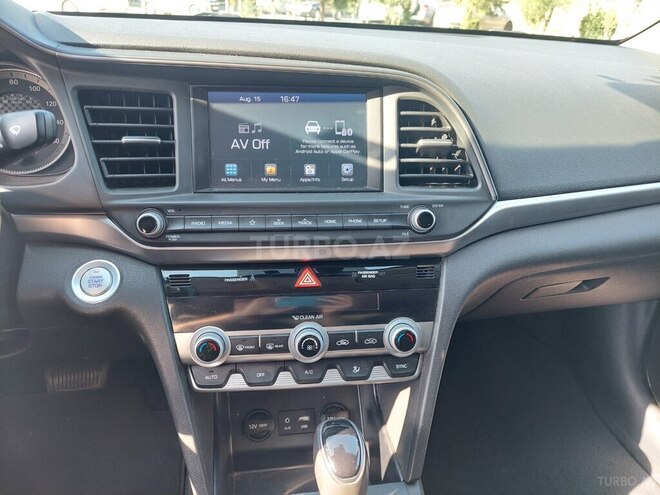 Hyundai Elantra 2019, 102,998 km - 2.0 l - Bakı