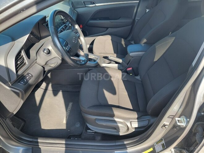 Hyundai Elantra 2019, 102,998 km - 2.0 l - Bakı