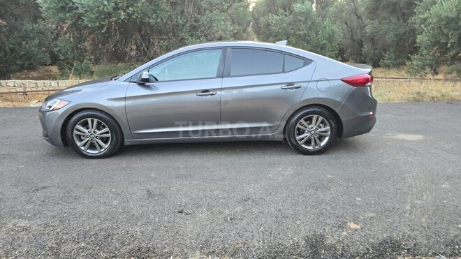 Hyundai Elantra 2018, 201,437 km - 2.0 л - Bakı