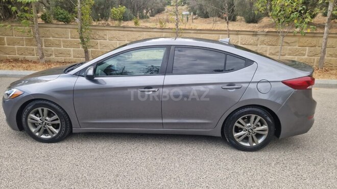 Hyundai Elantra 2018, 201,437 km - 2.0 л - Bakı