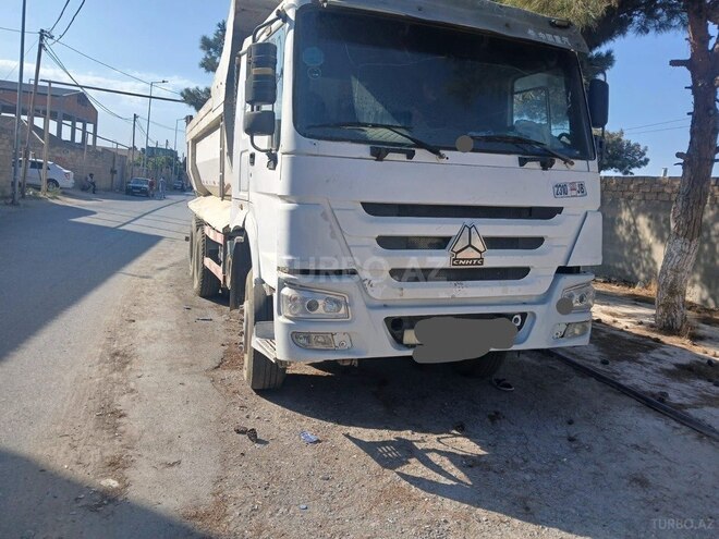 HOWO Sinotruk 2011, 2,000,000 km - 9.5 l - Bakı