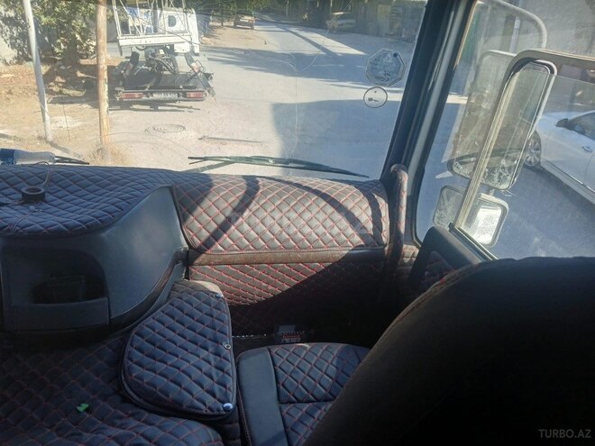 HOWO Sinotruk 2011, 2,000,000 km - 9.5 l - Bakı
