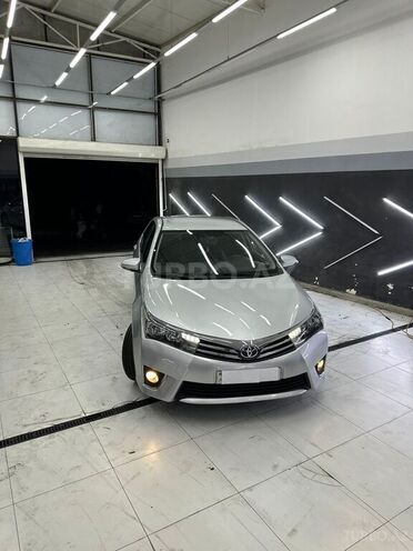 Toyota Corolla 2013, 225,000 km - 1.6 l - Bakı