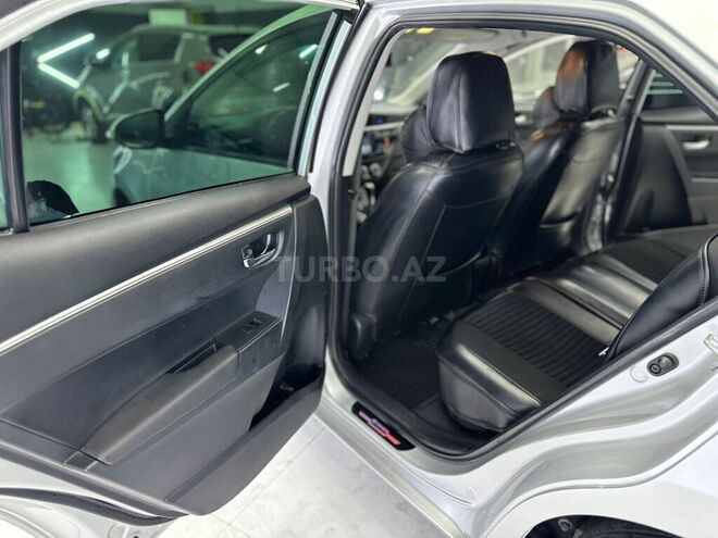 Toyota Corolla 2013, 225,000 km - 1.6 l - Bakı