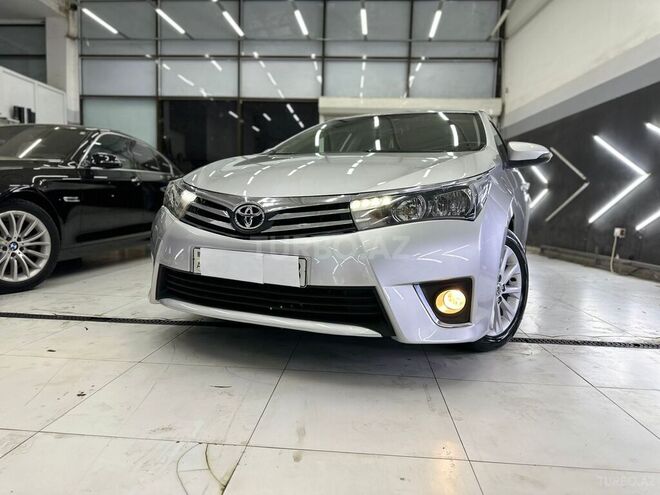 Toyota Corolla 2013, 225,000 km - 1.6 l - Bakı