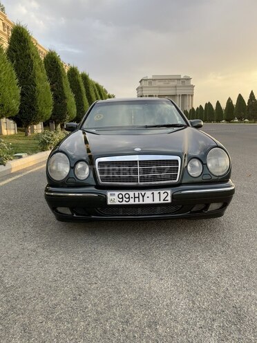 Mercedes E 220 1999, 432,000 km - 2.2 л - Gəncə