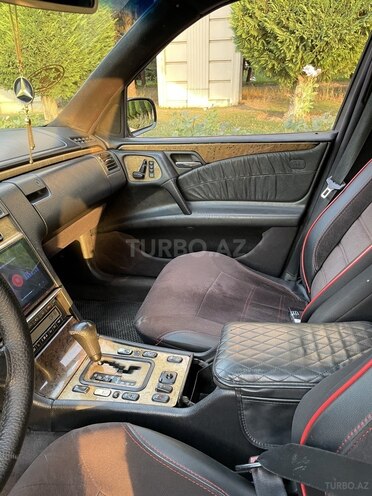 Mercedes E 220 1999, 432,000 km - 2.2 л - Gəncə