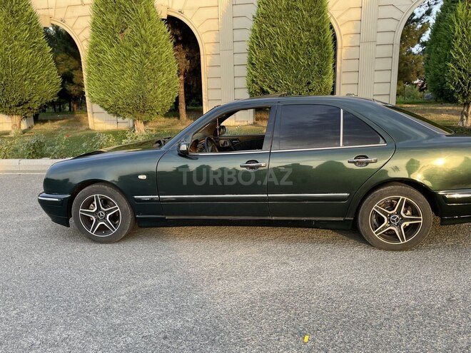 Mercedes E 220 1999, 432,000 km - 2.2 л - Gəncə
