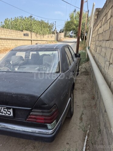 Mercedes E 200 1992, 200,000 km - 2.0 l - Bakı