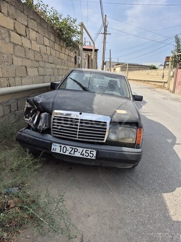 Mercedes E 200 1992, 200,000 km - 2.0 l - Bakı