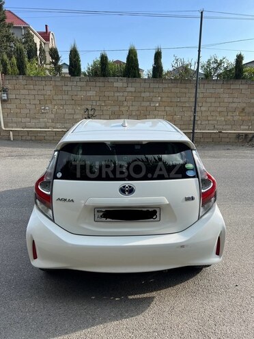 Toyota Aqua 2017, 46,000 km - 1.5 l - Bakı