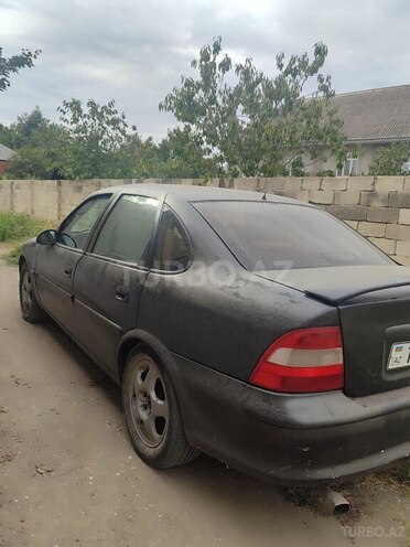 Opel Vectra 1999, 330,000 km - 2.5 l - Lənkəran