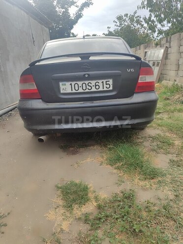 Opel Vectra 1999, 330,000 km - 2.5 l - Lənkəran