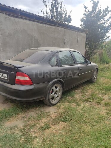 Opel Vectra 1999, 330,000 km - 2.5 l - Lənkəran