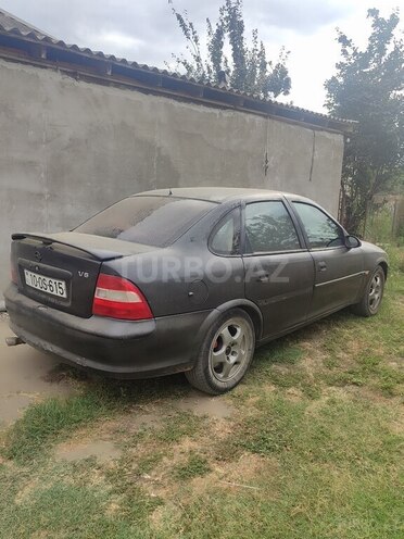 Opel Vectra 1999, 330,000 km - 2.5 l - Lənkəran