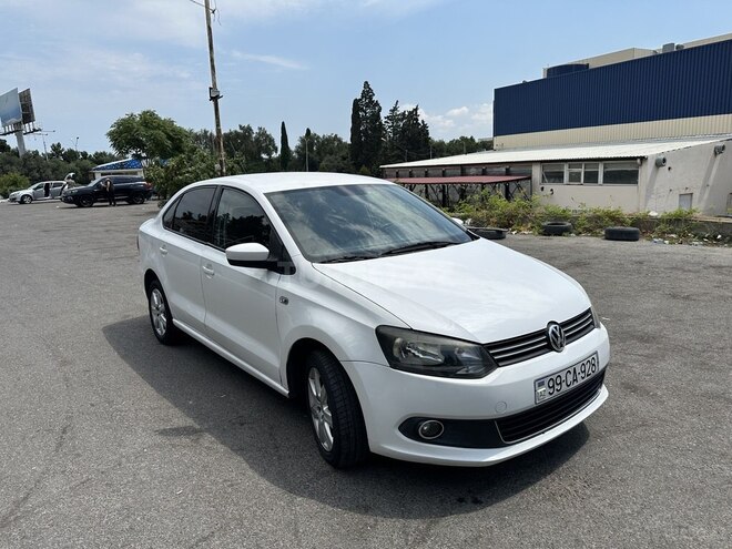 Volkswagen Polo 2012, 219,000 km - 1.6 l - Bakı