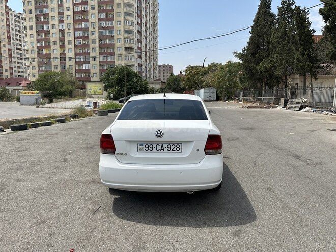 Volkswagen Polo 2012, 219,000 km - 1.6 l - Bakı